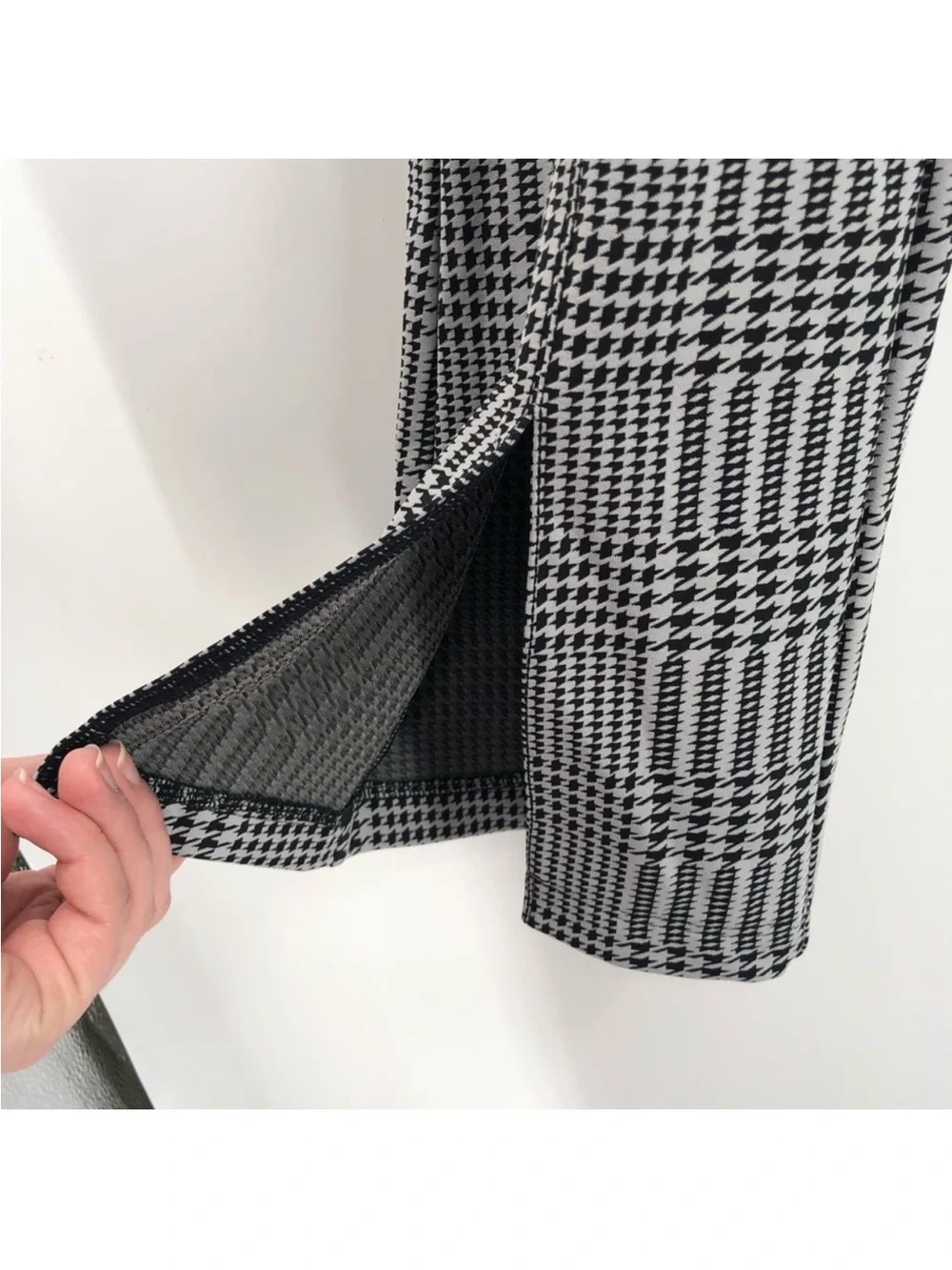 ALO YOGA Jacquard High Waist Glenplaid Flutter Legging Slit Front Flared Legging